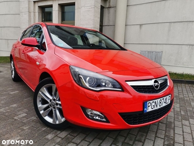 Opel Astra 1.4 Turbo Cosmo