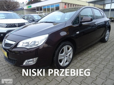 Opel Astra J 1.4 120KM,Samochód bezwypadkowy z małym przebiegiem.