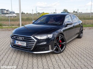 Audi S8