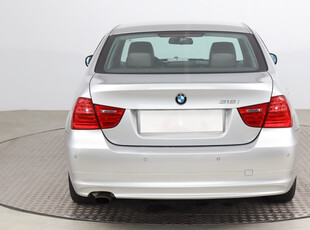 BMW 3 2009 318 i 178821km Sedan