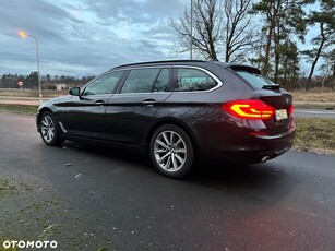 BMW Seria 5 520d Luxury Line