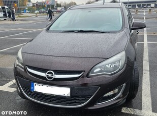 Opel Astra IV 1.4 T Sport S&S