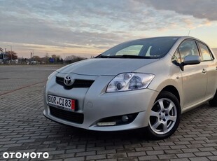 Toyota Auris 1.6 VVT-i Sol