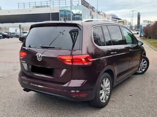 Volkswagen Touran 2018 1.4 TSI 58183km Samochody Rodzinne