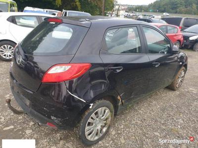 2008 Mazda 2 II 1.3 BENZYNA LEKKO USZKODZONY