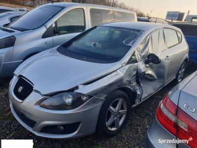 2011 Seat Leon II 1.6 TDI USZKODZONY LEWY PRZÓD