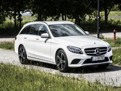 Używane Mercedes-Benz Klasa C - 89 800 PLN, 197 190 km, 2018