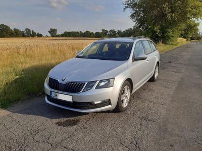 Używane Skoda Octavia - 52 000 PLN, 250 000 km, 2020