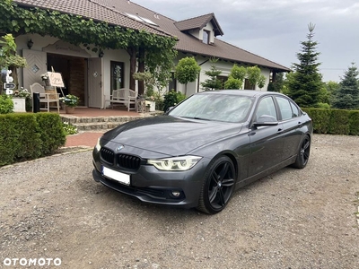 BMW Seria 3 318d