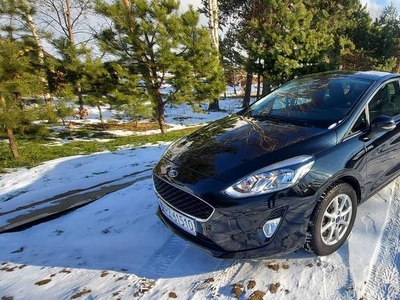 Ford Fiesta MK8 5 Drzwi Benzynka Mały Przebieg Klimatyzacja