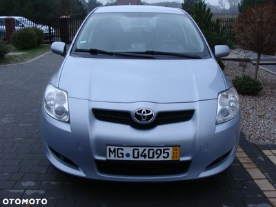 Toyota Auris 1.6 VVT-i Executive