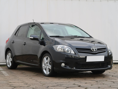 Toyota Auris 2011 1.6 Valvematic 138210km ABS