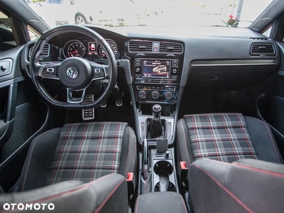 Volkswagen Golf VII 2.0 TSI BMT GTI