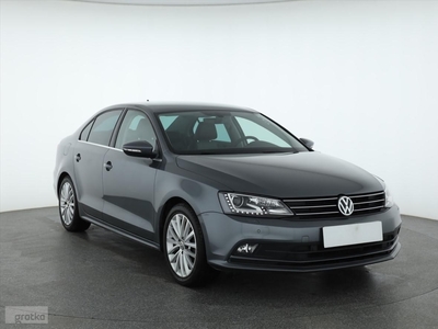 Volkswagen Jetta VI , Salon Polska, 1. Właściciel, VAT 23%, Skóra, Navi, Xenon,