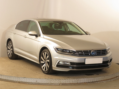 Volkswagen Passat 2017 2.0 TDI 214811km ABS