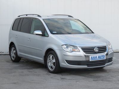 Volkswagen Touran 2008 1.9 TDI 213721km ABS