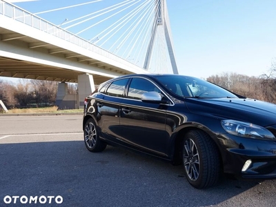 Volvo V40 D4 RDesign