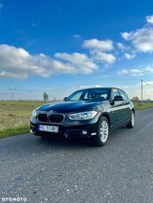 BMW Seria 1 118d Sport Line