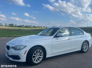 BMW Seria 3 320i