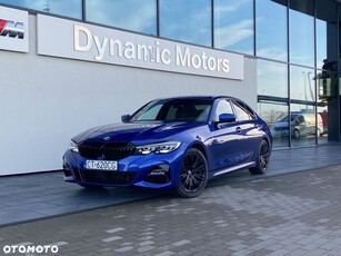 BMW Seria 3 320i xDrive M Sport sport