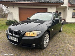 BMW Seria 3 325i xDrive Touring