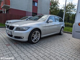 BMW Seria 3 330d xDrive DPF Touring