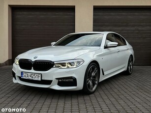 BMW Seria 5 520d xDrive M Sport sport