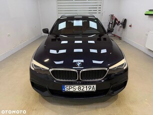 BMW Seria 5 520d xDrive Touring M Sport Edition