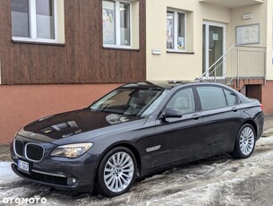 BMW Seria 7 750i L xDrive