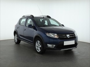 Dacia Sandero II , Navi, Klima, Tempomat, Parktronic, Podgrzewane siedzienia