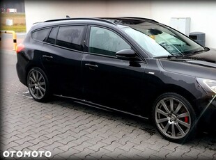 Ford Focus 2.0 EcoBlue ST-Line