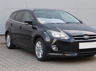 Ford Focus III , Navi, Klimatronic, Tempomat, Podgrzewane siedzienia,ALU