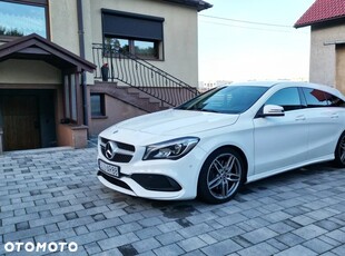 Mercedes-Benz CLA 220 4-Matic AMG Line