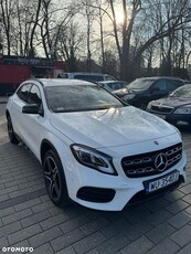 Mercedes-Benz GLA 200 7G-DCT AMG Line