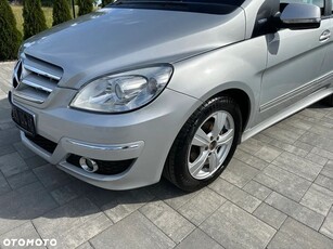 Mercedes-Benz Klasa B 180 BlueEffICIENCY EU5