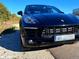 Porsche Macan S