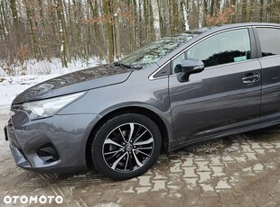 Toyota Avensis 1.8 Active