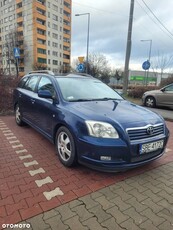 Toyota Avensis 1.8 VVT-i Terra Plus