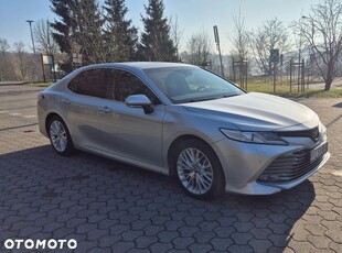 Toyota Camry 2.5 Hybrid Executive CVT