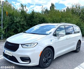 Używany Chrysler Pacifica 2021