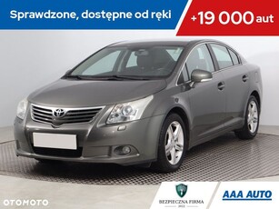 Używany Toyota Avensis 2009