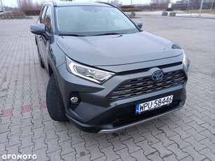 Używany Toyota RAV4 2021