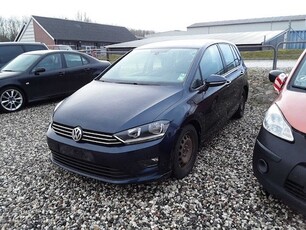 Volkswagen Golf Sportsvan I 1.6 TDI 110 koni DSG, lekko uszkodzony