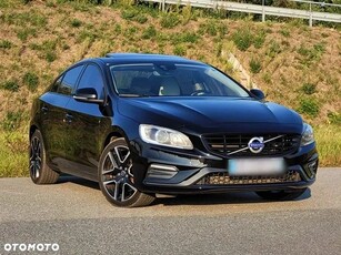 Volvo S60 T5 Drive-E R-Design Momentum