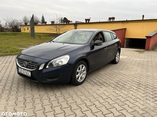 Volvo V60 D2