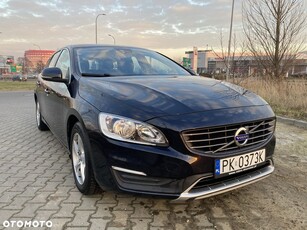 Volvo V60 D3 Drive-E Momentum