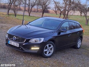 Volvo V60 D4 Momentum Pro