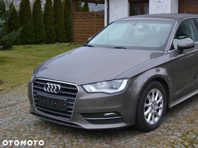 Audi A3 1.6 TDI Sportback ultra Attraction