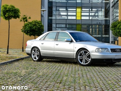 Audi S8