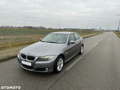 BMW Seria 3 318d